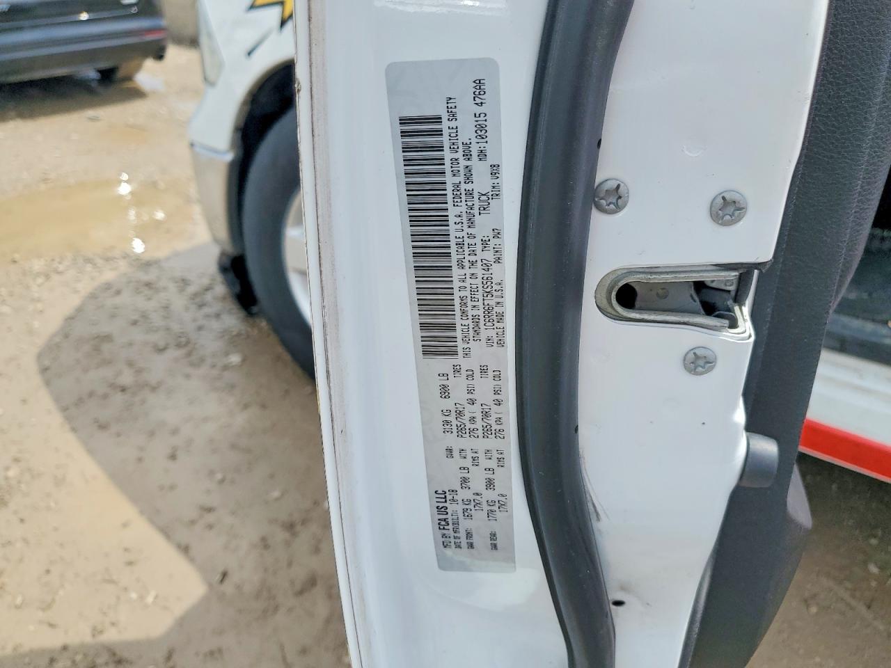 2019 RAM 1500 CLASSIC TRADESMAN photo 23