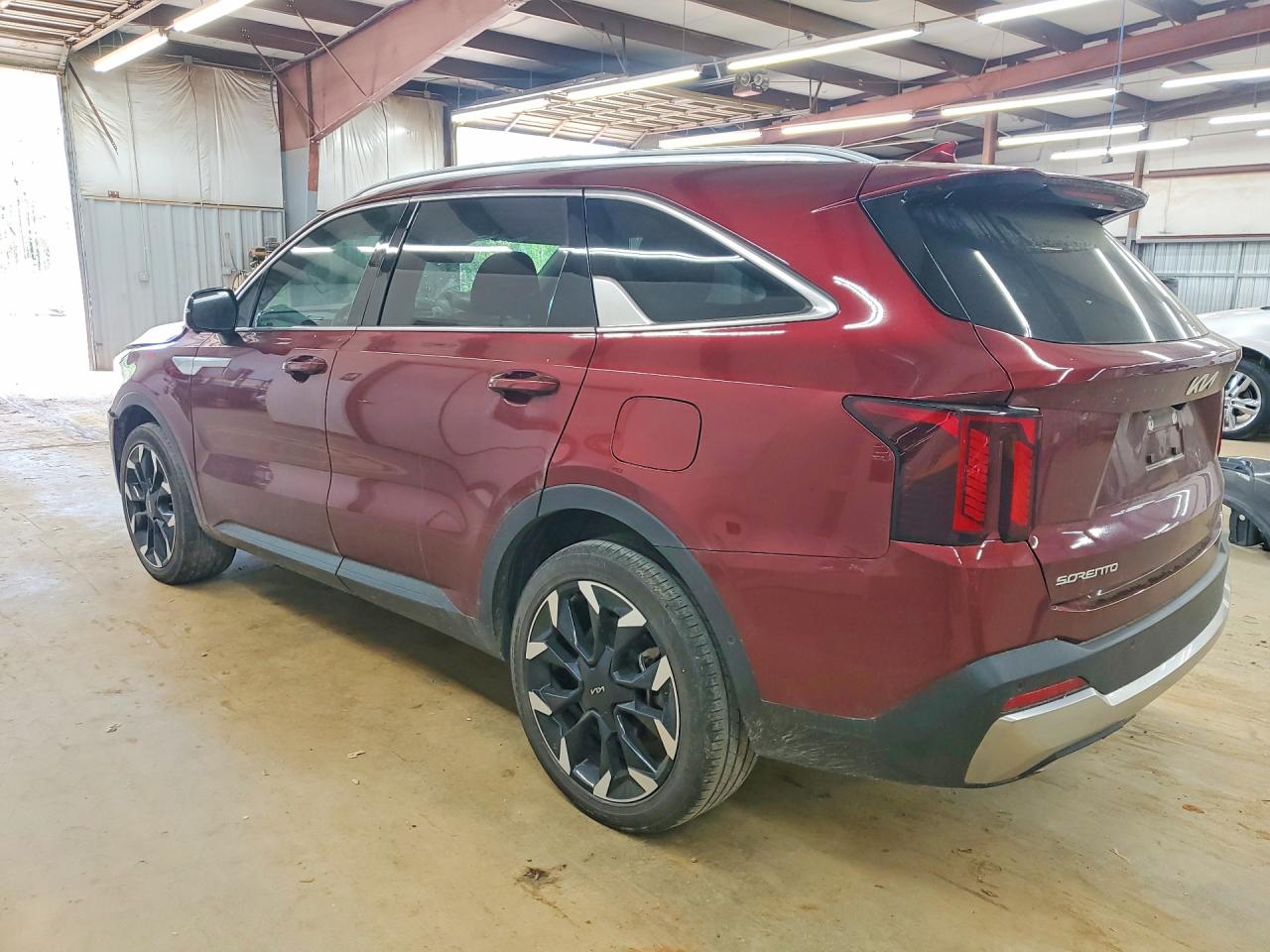 2024 KIA SORENTO SX photo 2