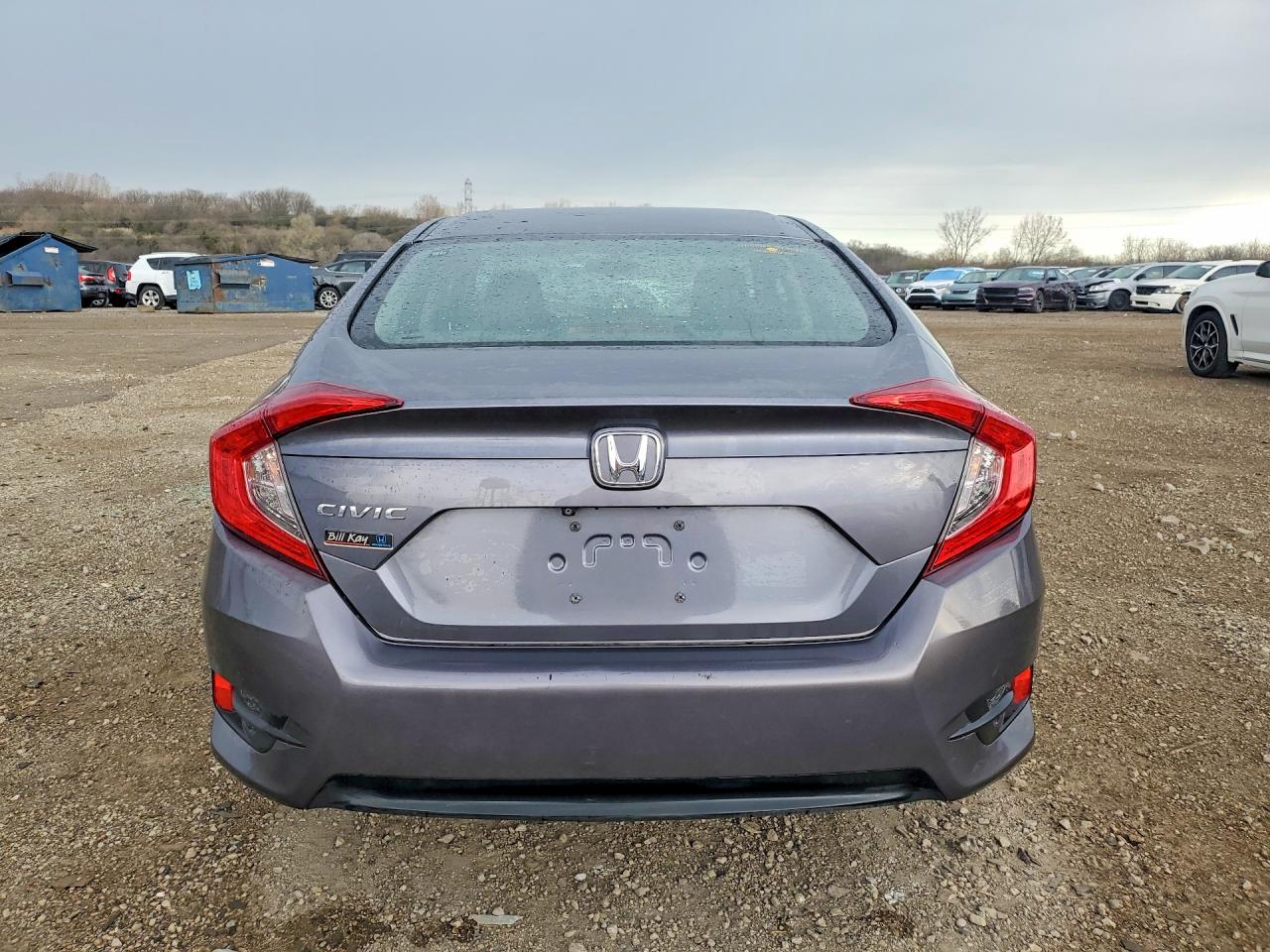 2016 HONDA CIVIC LX photo 11