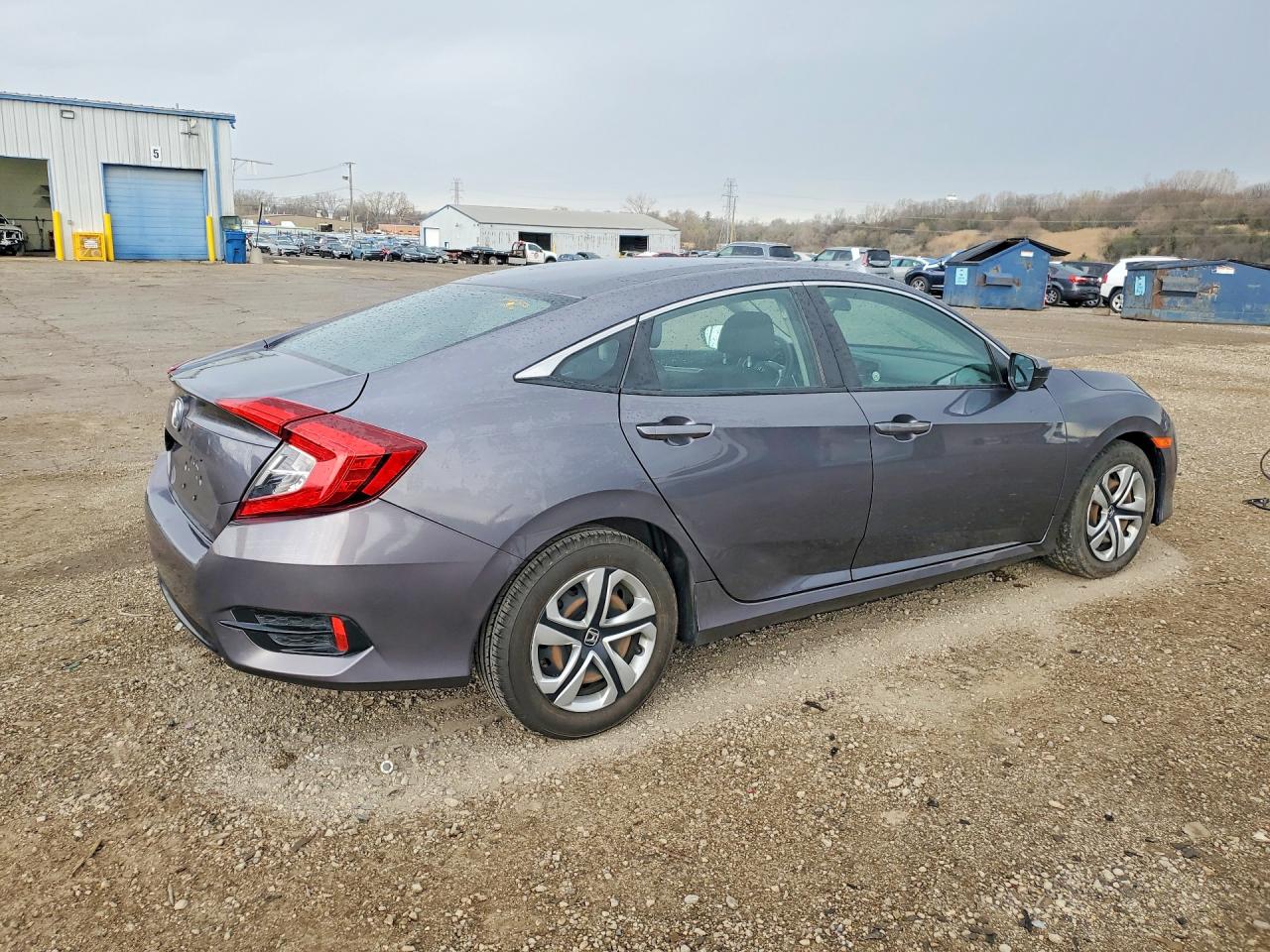 2016 HONDA CIVIC LX photo 5