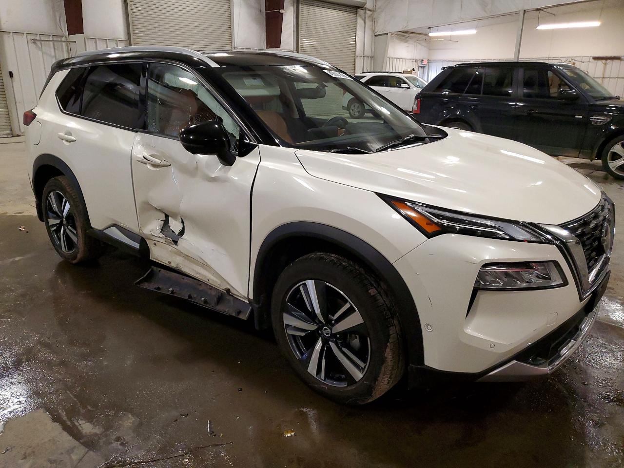 2021 NISSAN ROGUE PLATINUM photo 4