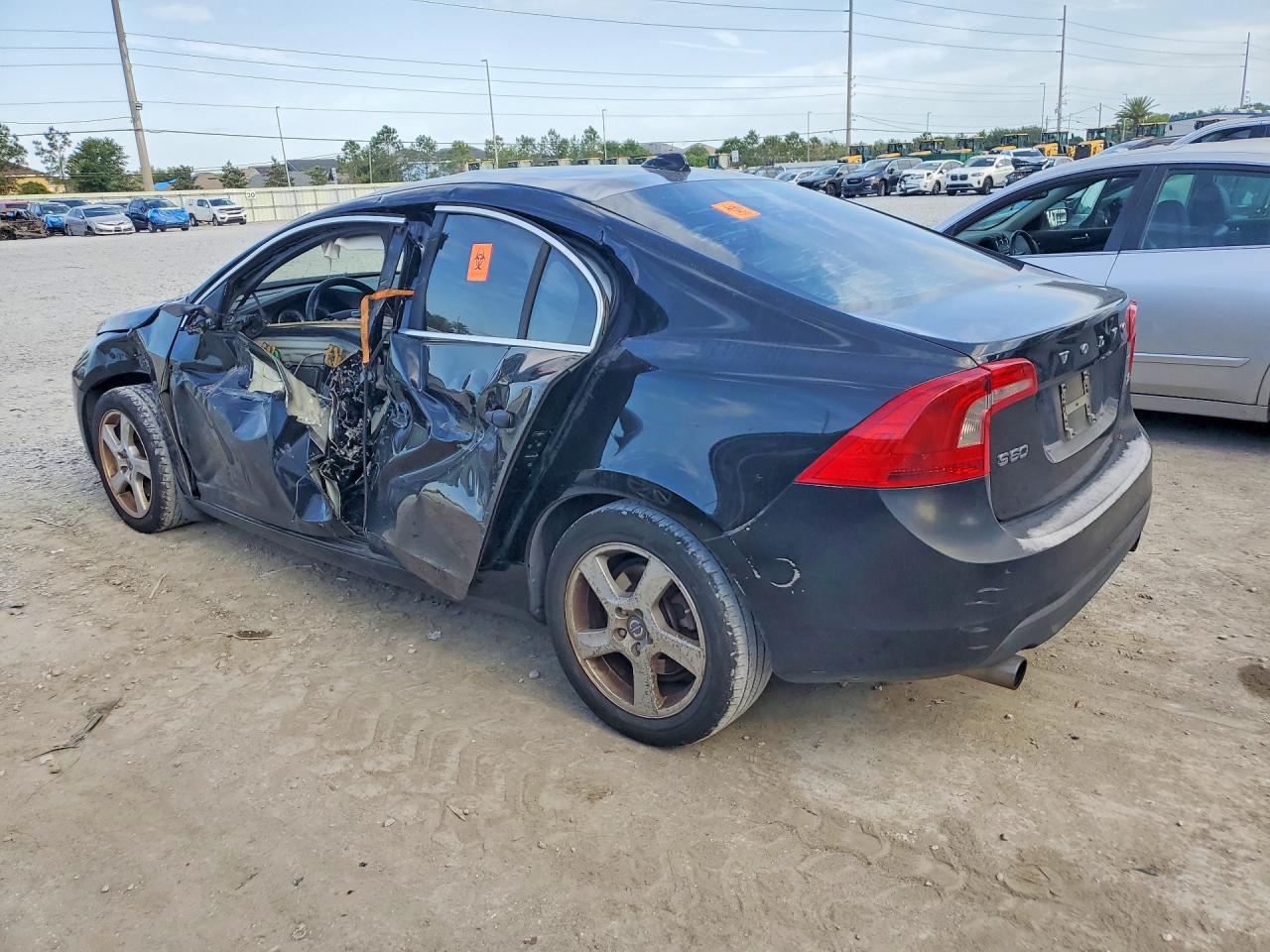 2012 VOLVO S60 T5 photo 3