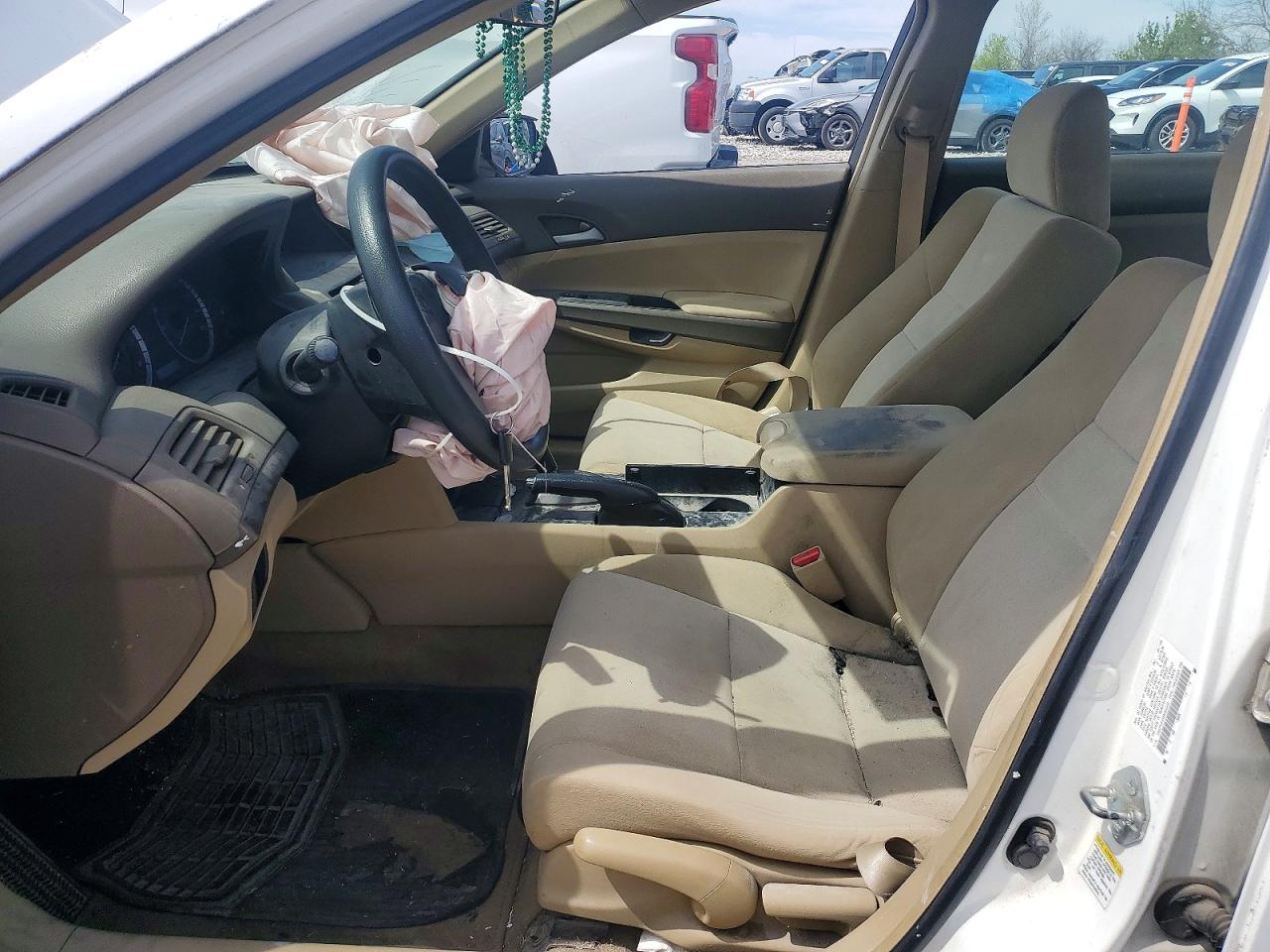2009 HONDA ACCORD LX photo 19