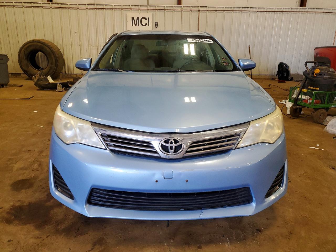 2012 TOYOTA CAMRY L photo 13
