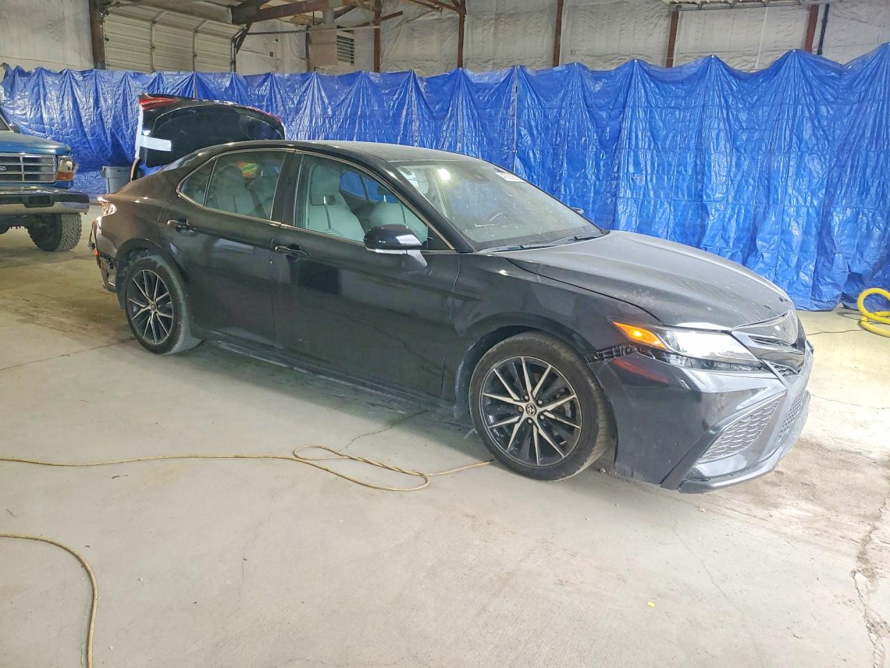 2021 TOYOTA CAMRY SE photo 10