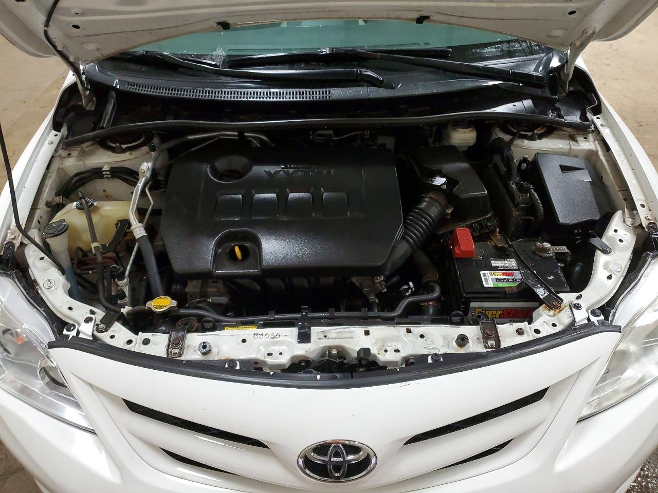 2012 TOYOTA COROLLA LE photo 31