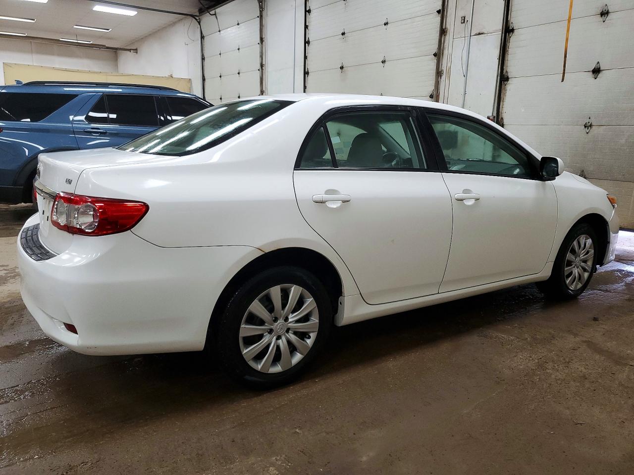 2012 TOYOTA COROLLA LE photo 7