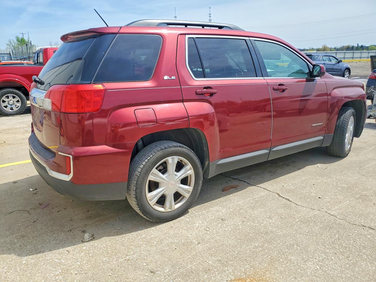 2017 GMC TERRAIN SLE photo 5
