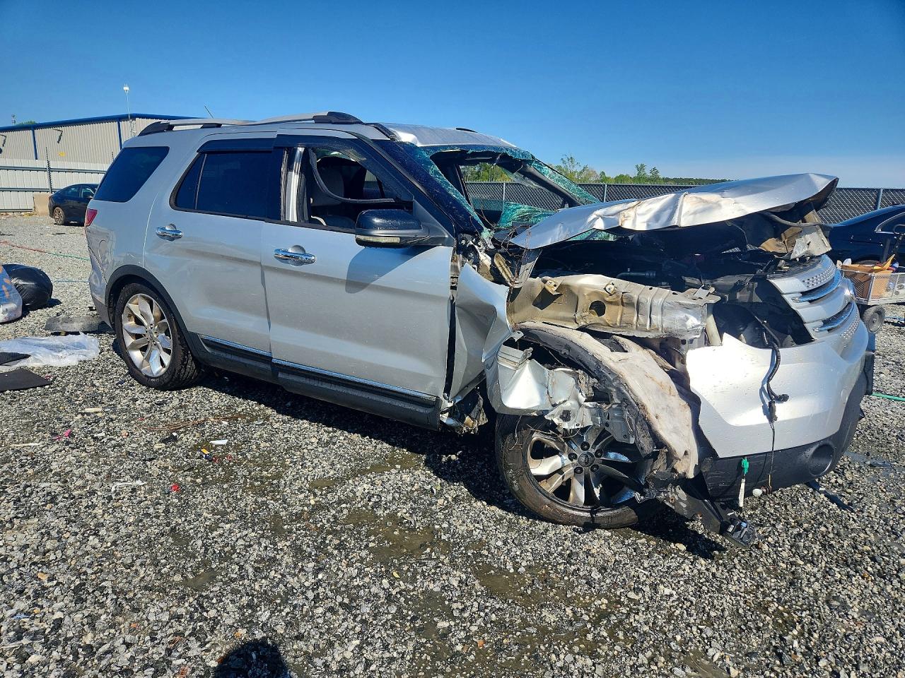 2011 FORD EXPLORER XLT photo 7