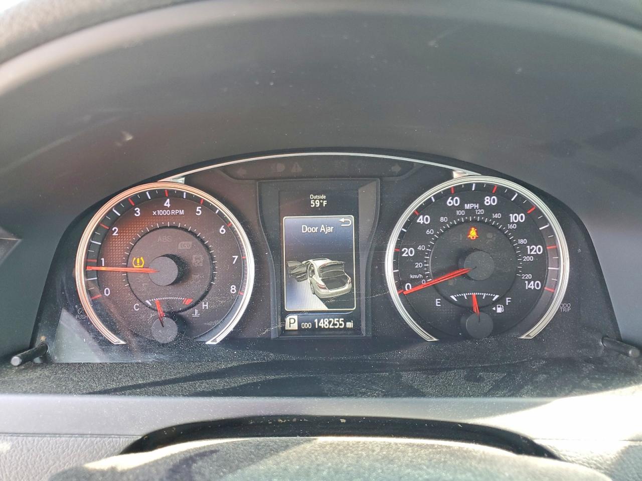 2017 TOYOTA CAMRY SE photo 25