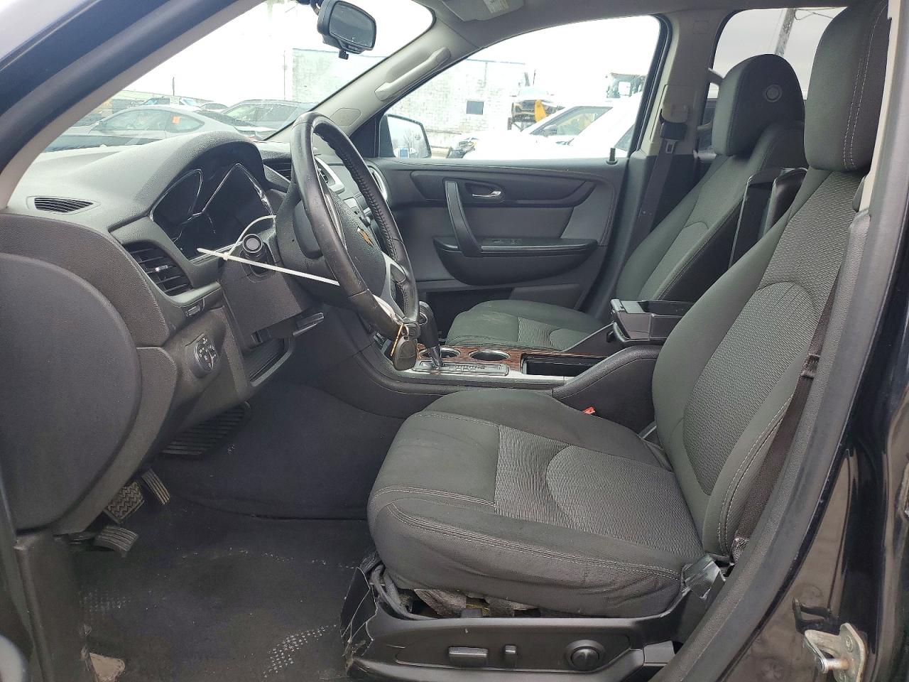 2014 CHEVROLET TRAVERSE LT photo 19