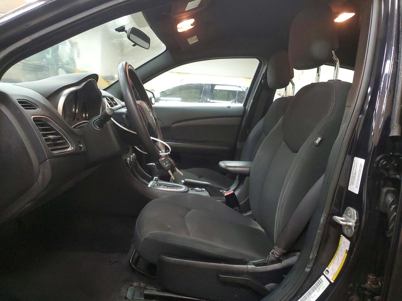 2011 DODGE AVENGER EXPRESS photo 19