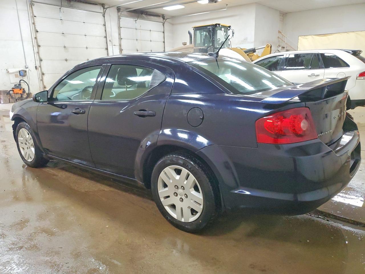 2011 DODGE AVENGER EXPRESS photo 4