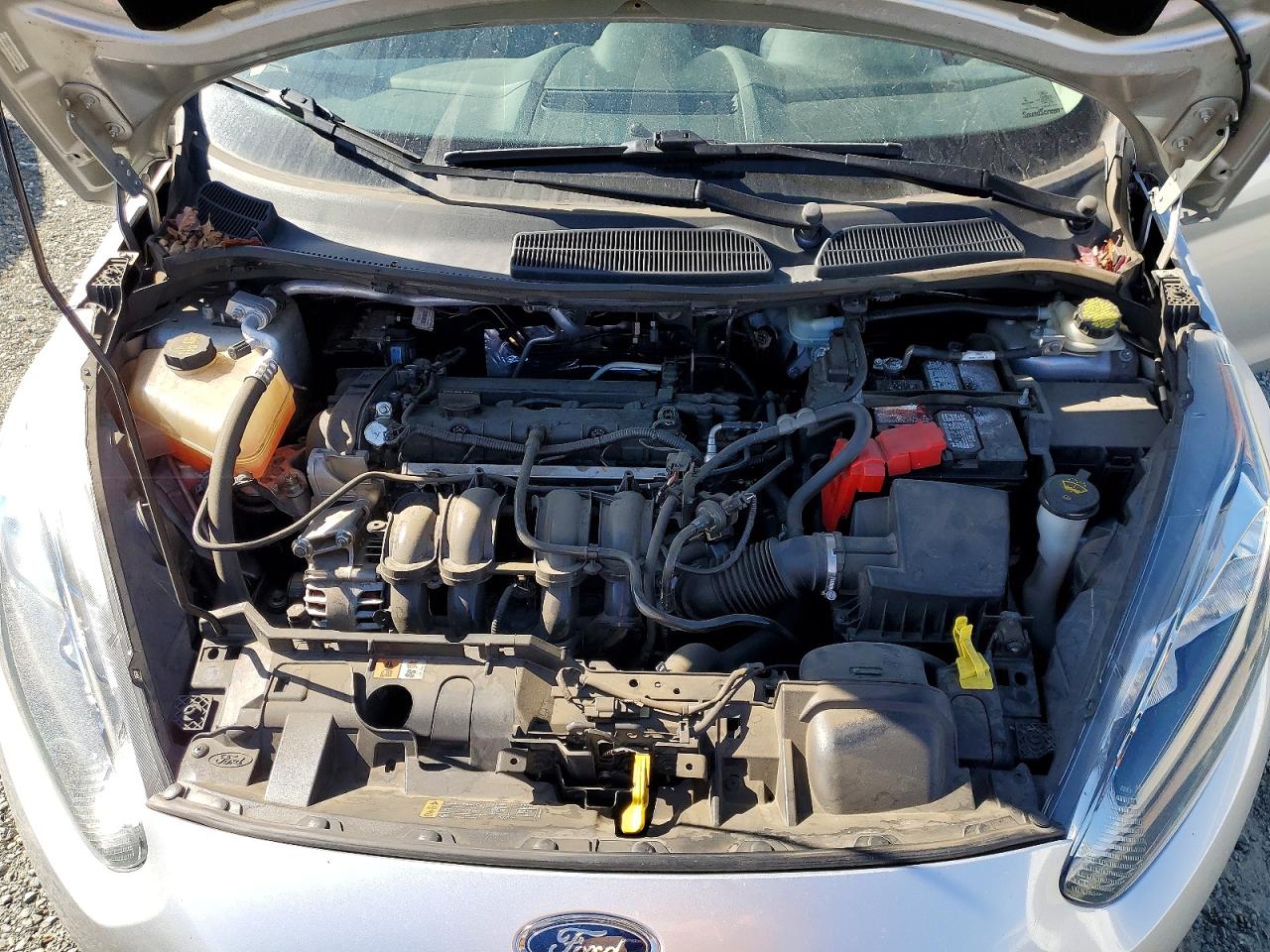 2015 FORD FIESTA S photo 21