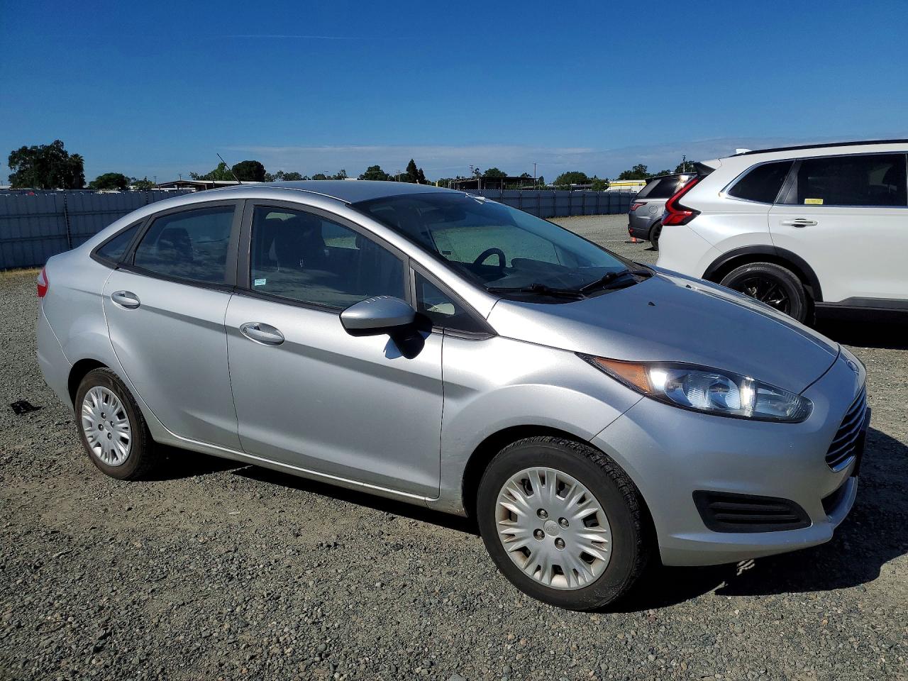 2015 FORD FIESTA S photo 7