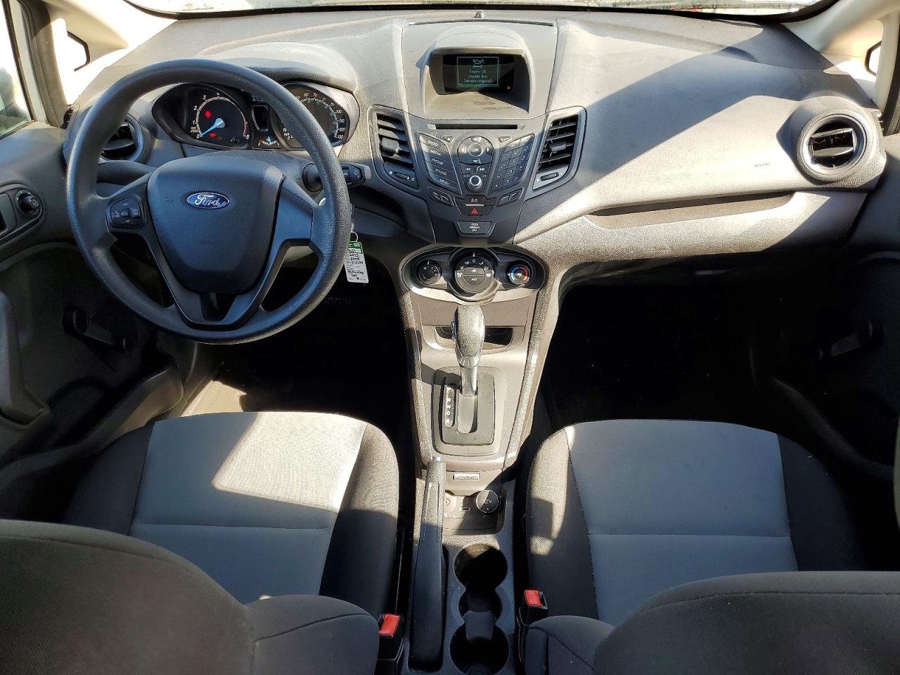 2015 FORD FIESTA S photo 15