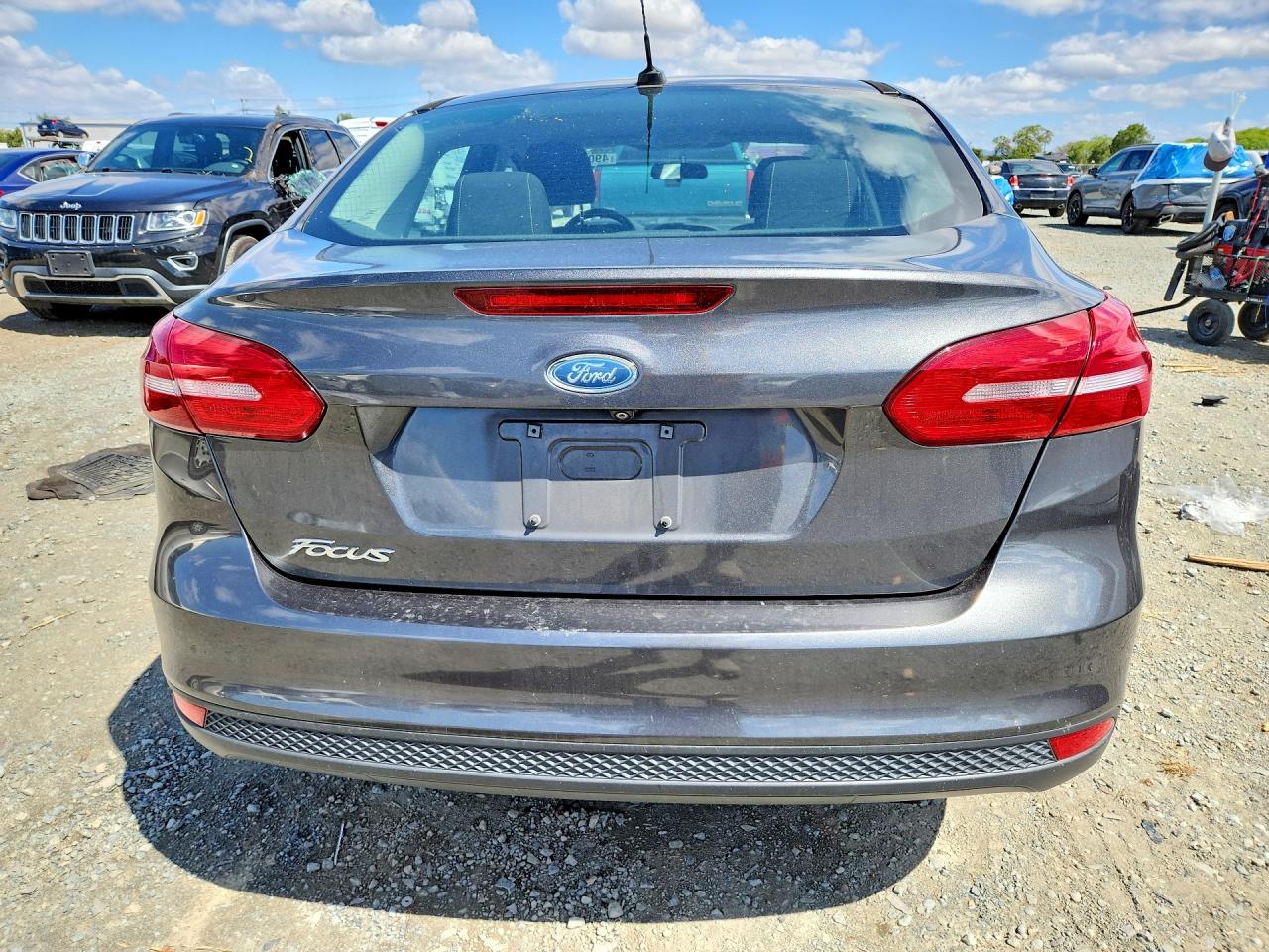 2017 FORD FOCUS S photo 11