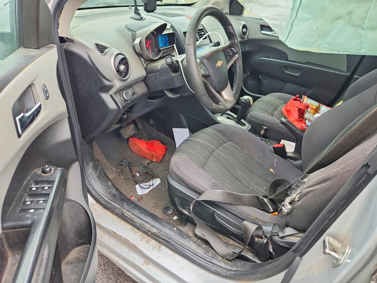 2014 CHEVROLET SONIC LT photo 15