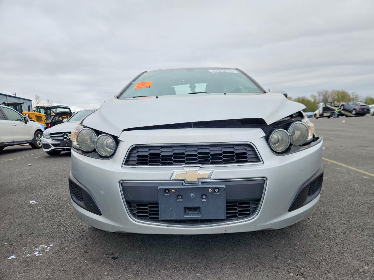 2014 CHEVROLET SONIC LT photo 9