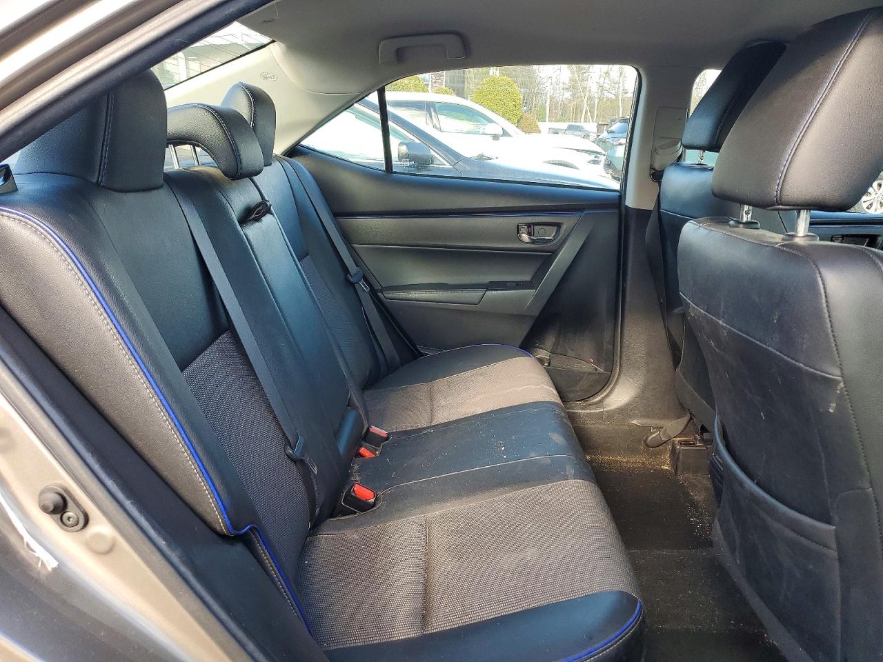2018 TOYOTA COROLLA SE photo 19