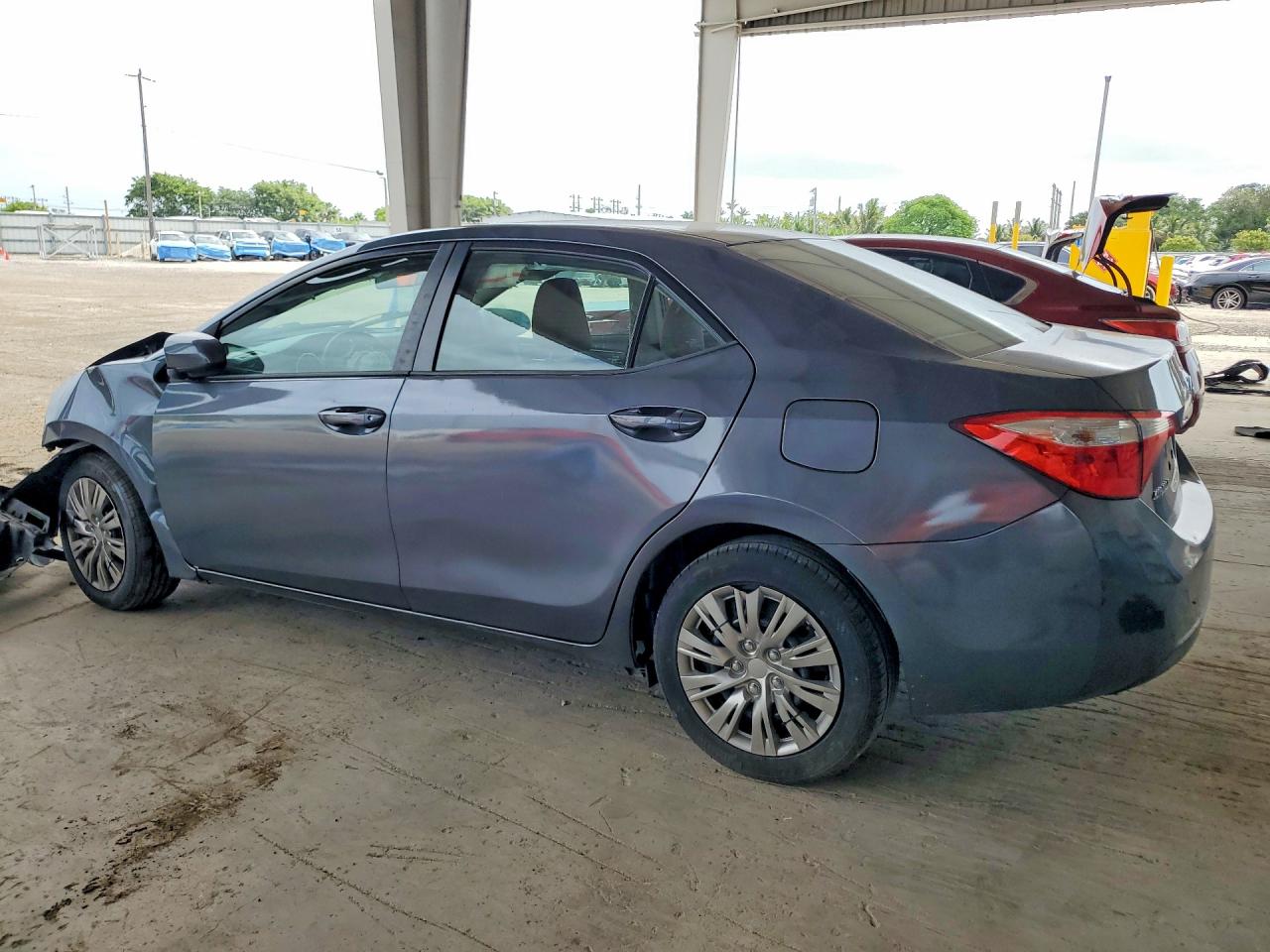 2016 TOYOTA COROLLA LE photo 3