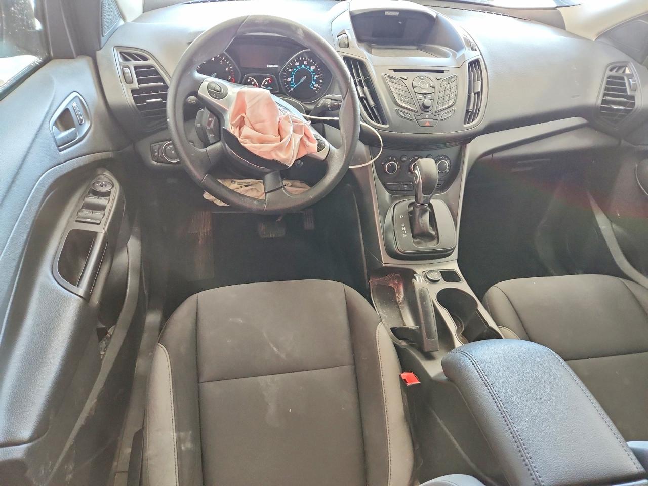 2016 FORD ESCAPE S photo 15