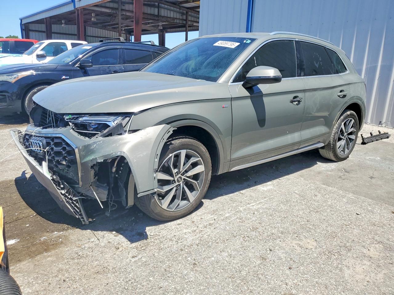 2023 AUDI Q5