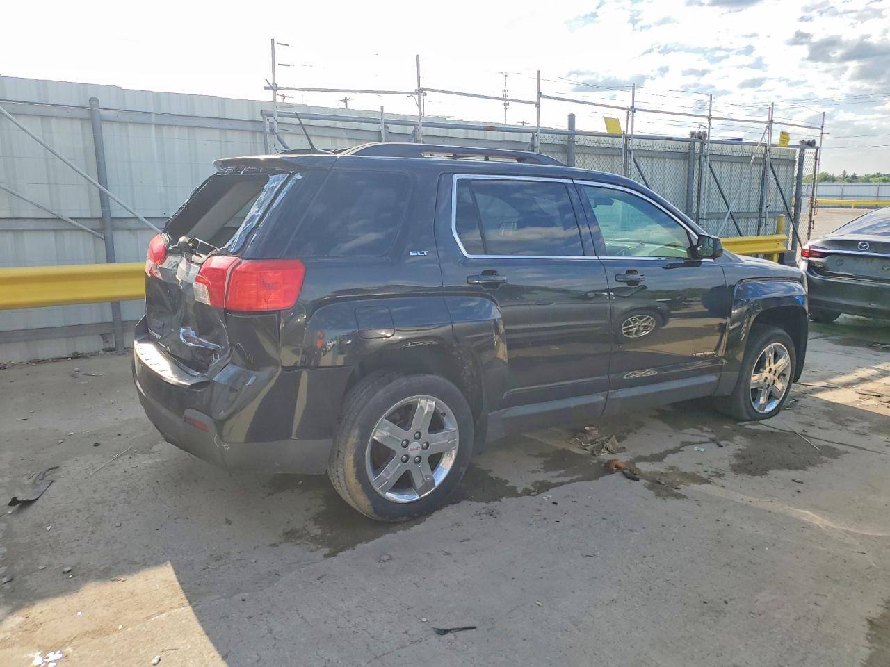 2013 GMC TERRAIN SLT photo 5