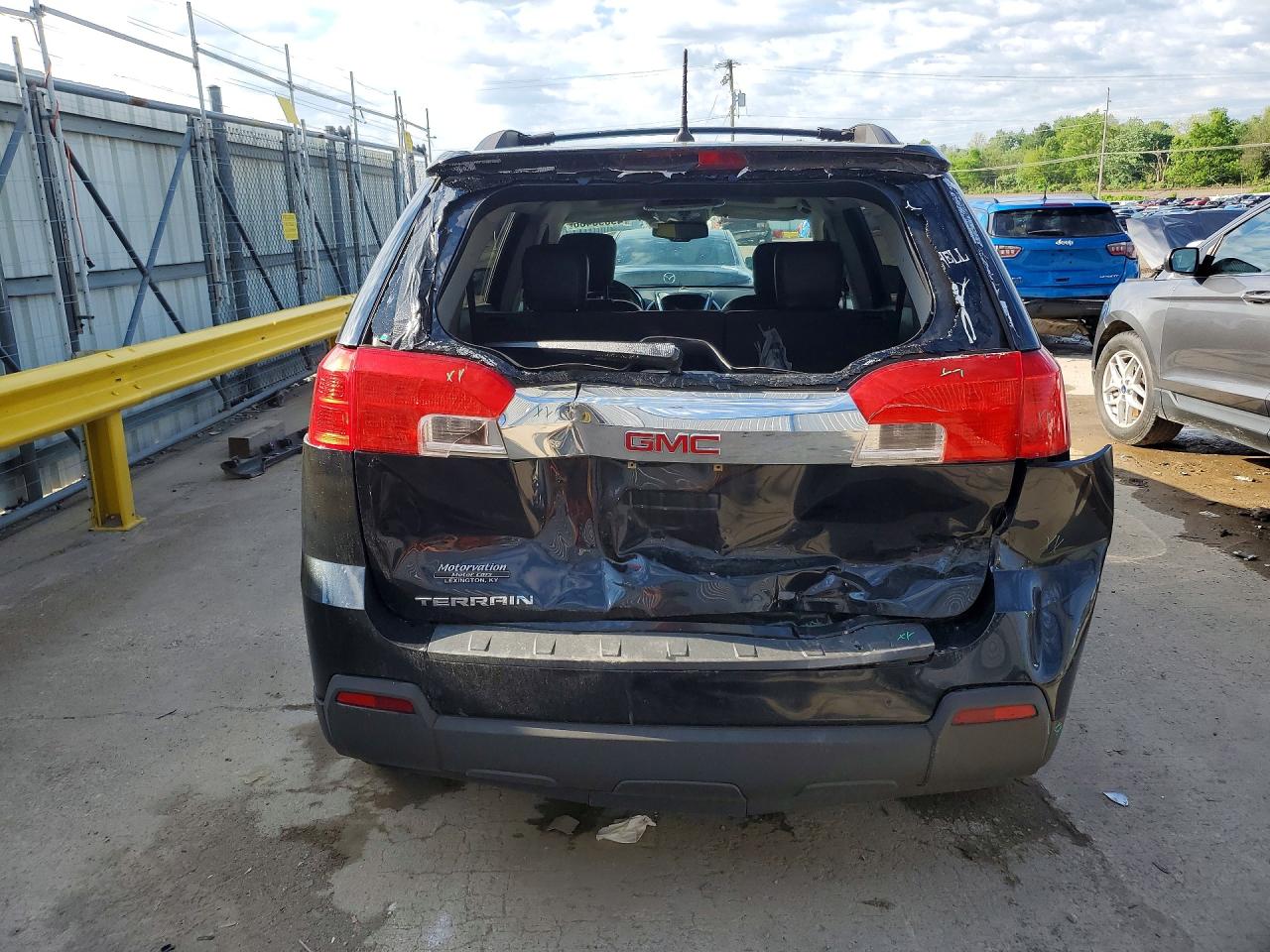 2013 GMC TERRAIN SLT photo 11