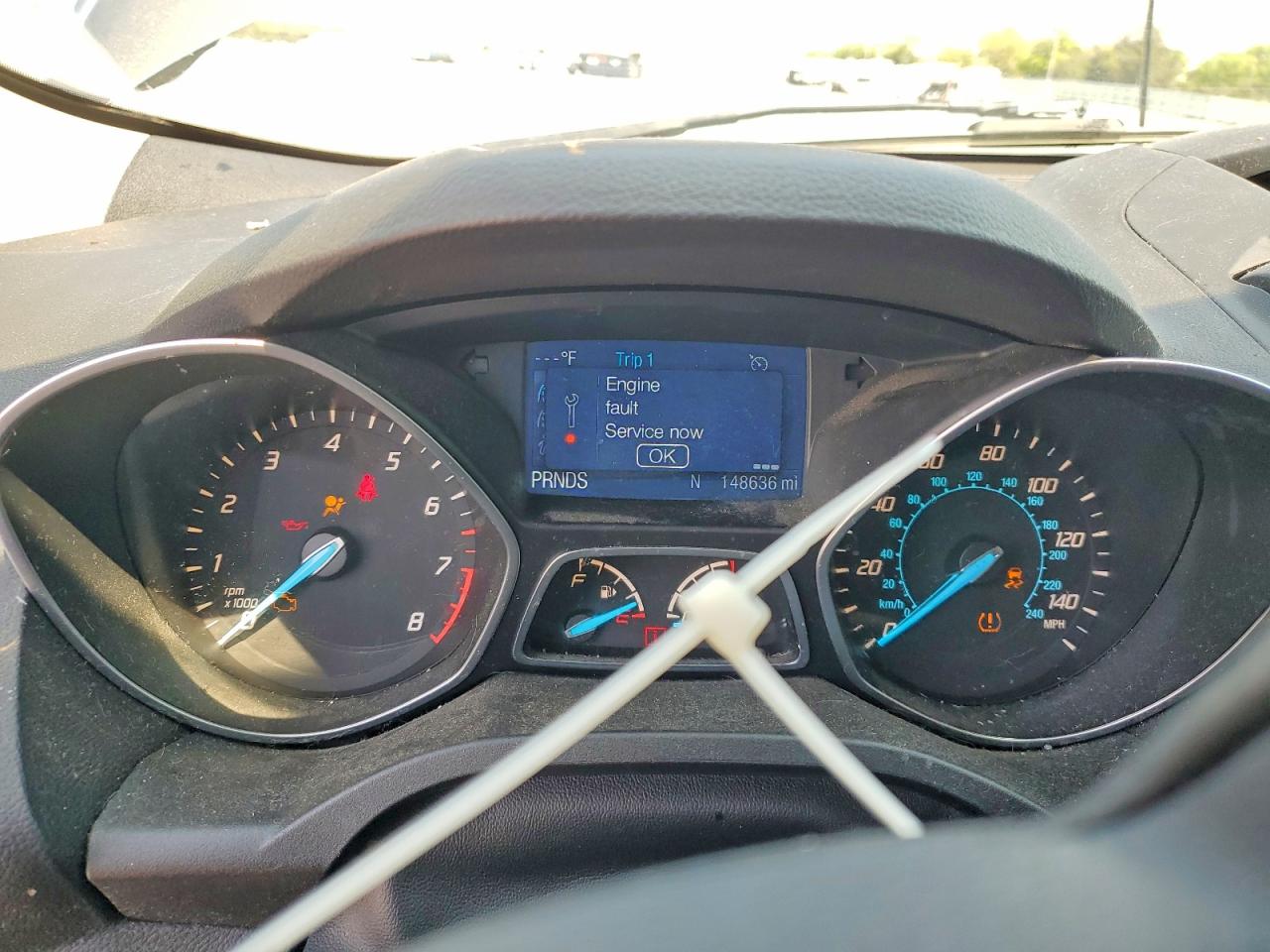 2014 FORD ESCAPE S photo 17