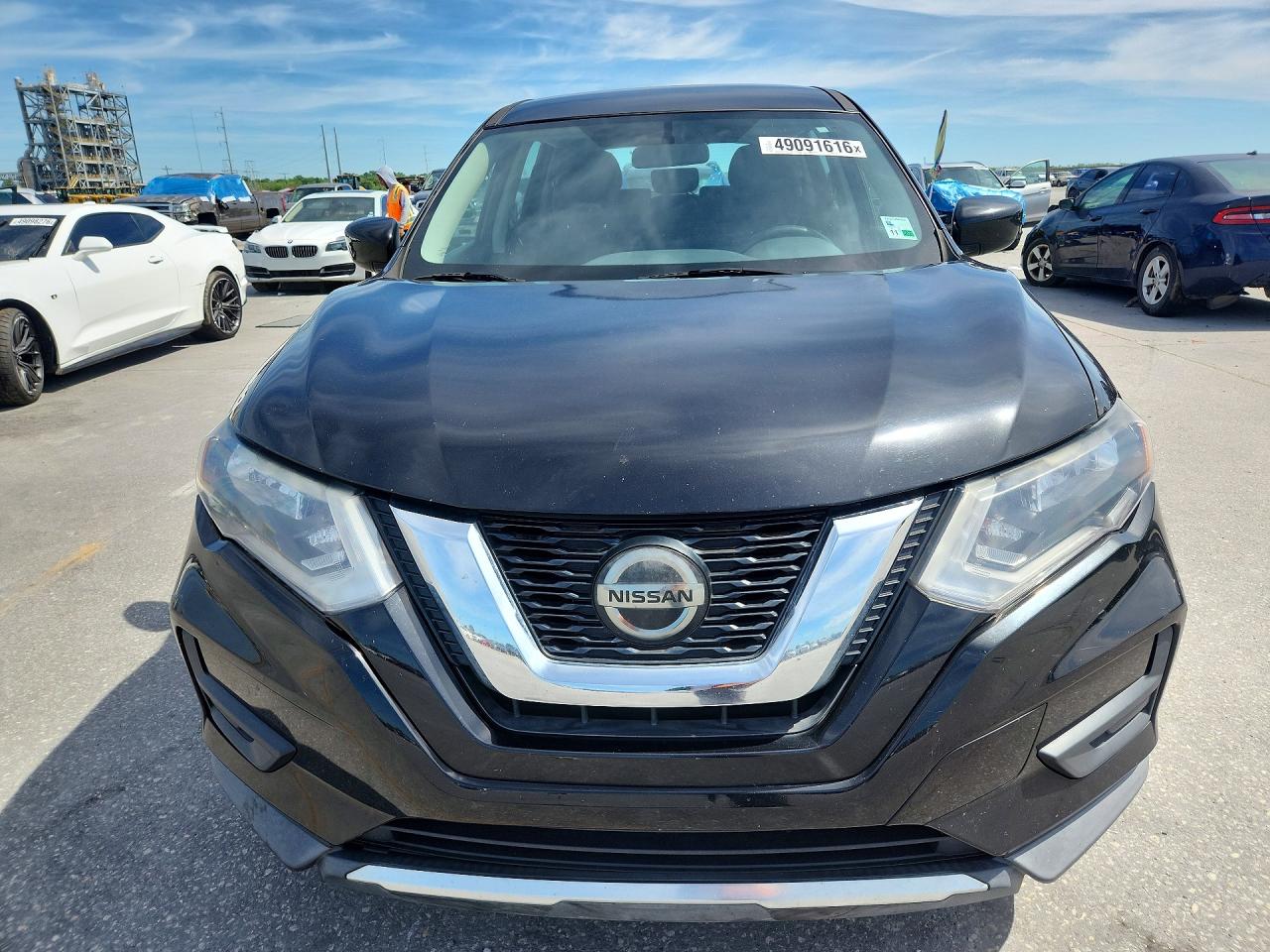 2018 NISSAN ROGUE S photo 5