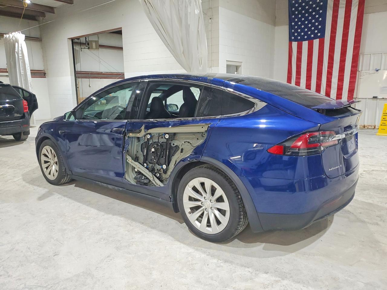 2018 TESLA MODEL X photo 2