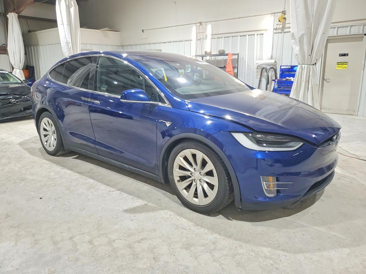 2018 TESLA MODEL X photo 4