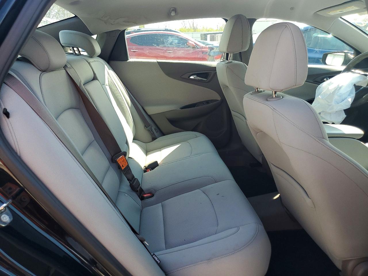 2017 CHEVROLET MALIBU LT photo 28