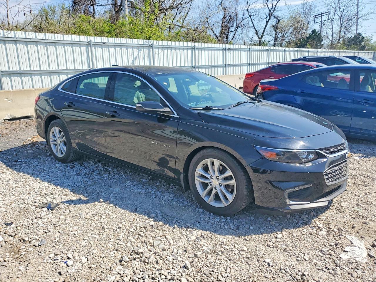2017 CHEVROLET MALIBU LT photo 10