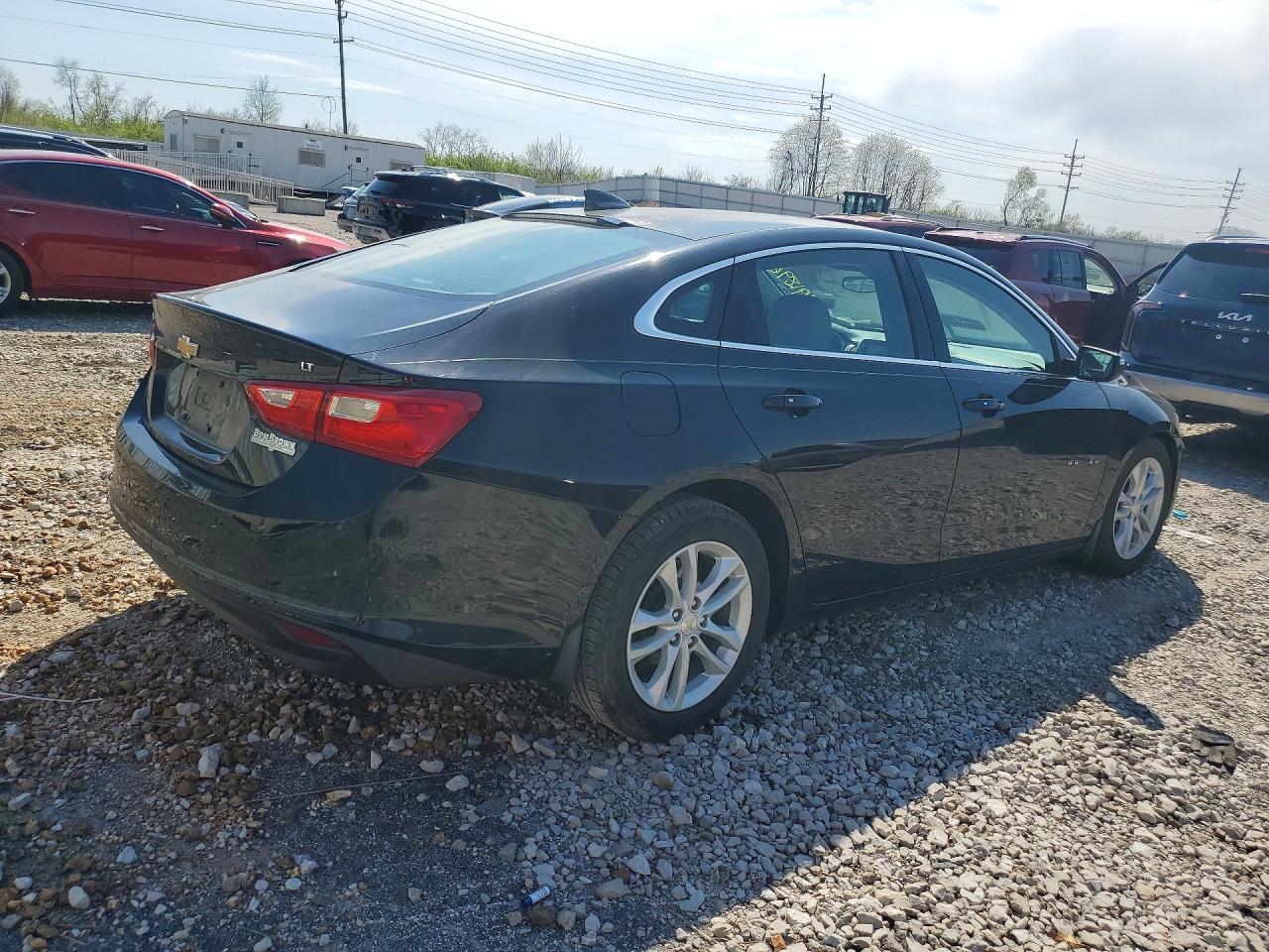 2017 CHEVROLET MALIBU LT photo 7