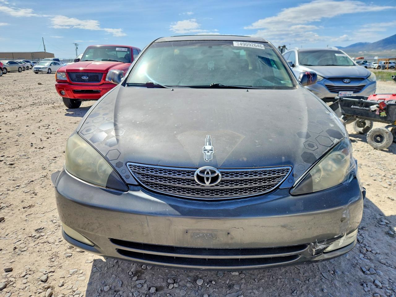 2004 TOYOTA CAMRY SE photo 13