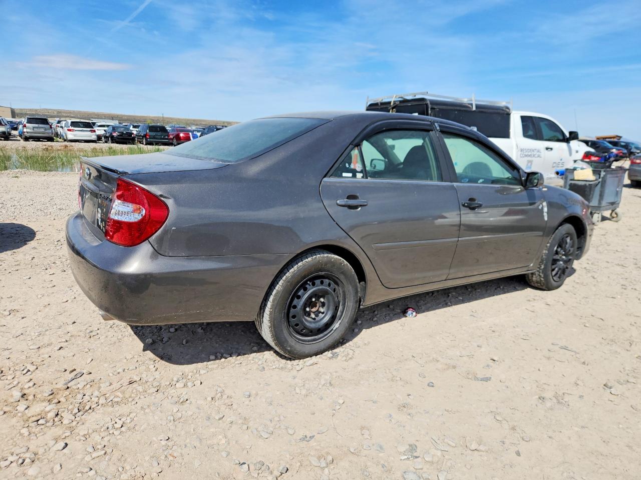 2004 TOYOTA CAMRY SE photo 7