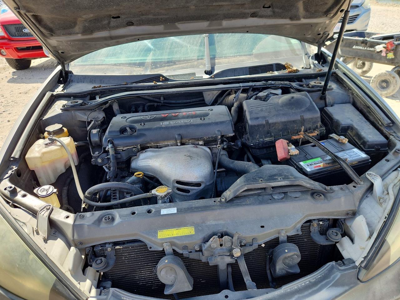 2004 TOYOTA CAMRY SE photo 31