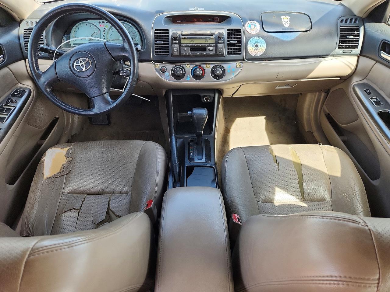2004 TOYOTA CAMRY SE photo 22