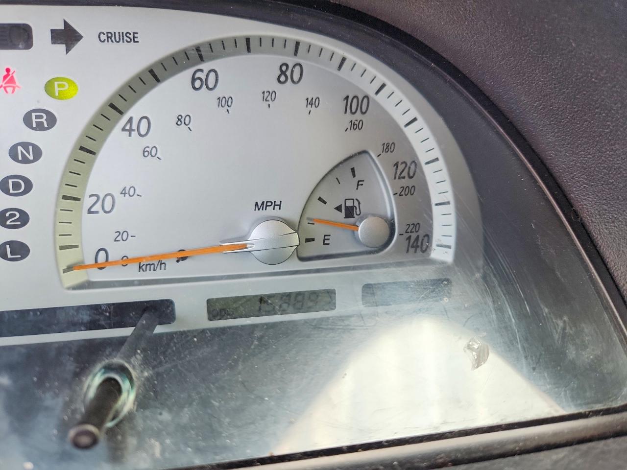 2004 TOYOTA CAMRY SE photo 25