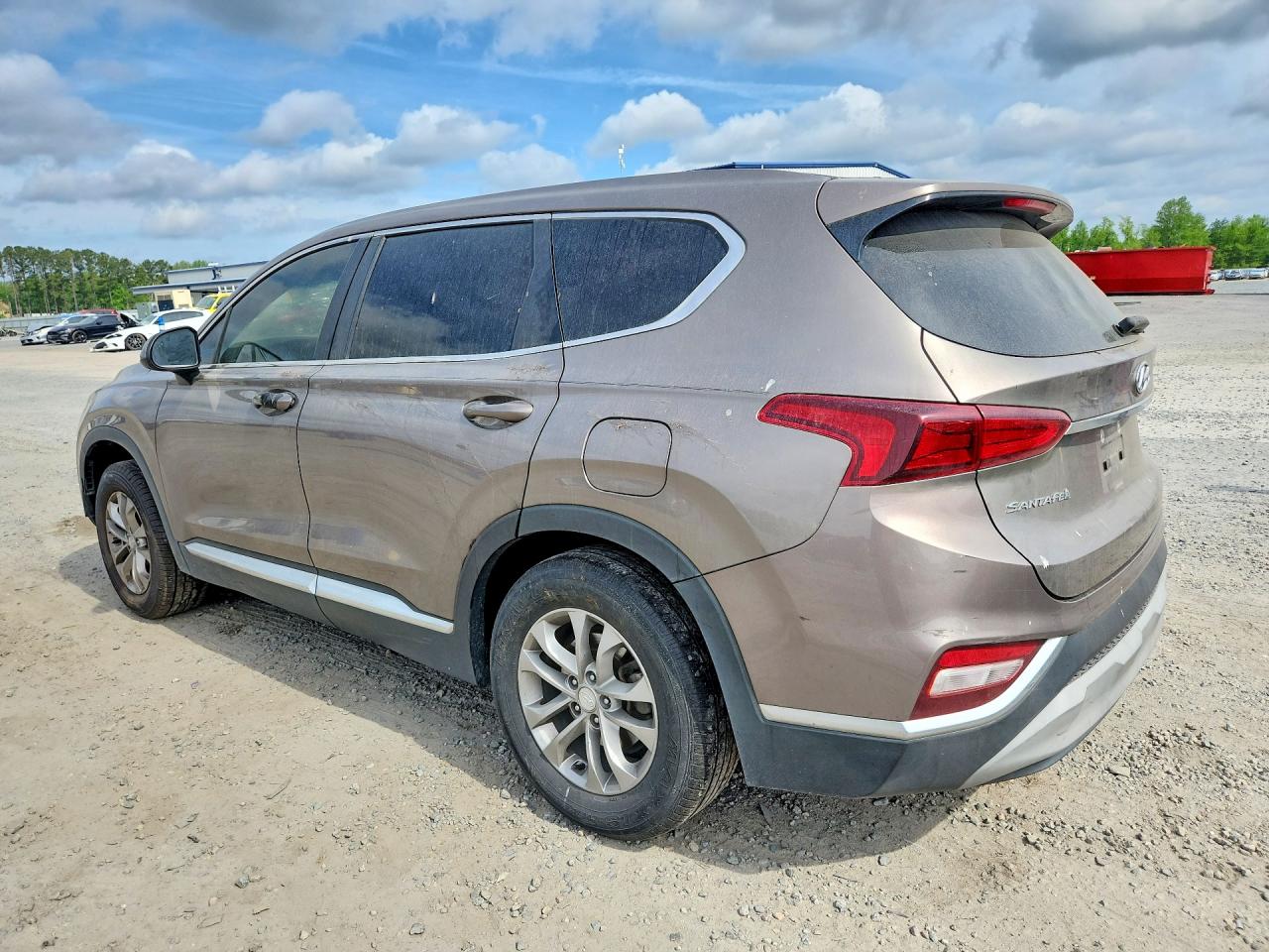 2019 HYUNDAI SANTA FE SE 2.4L photo 3