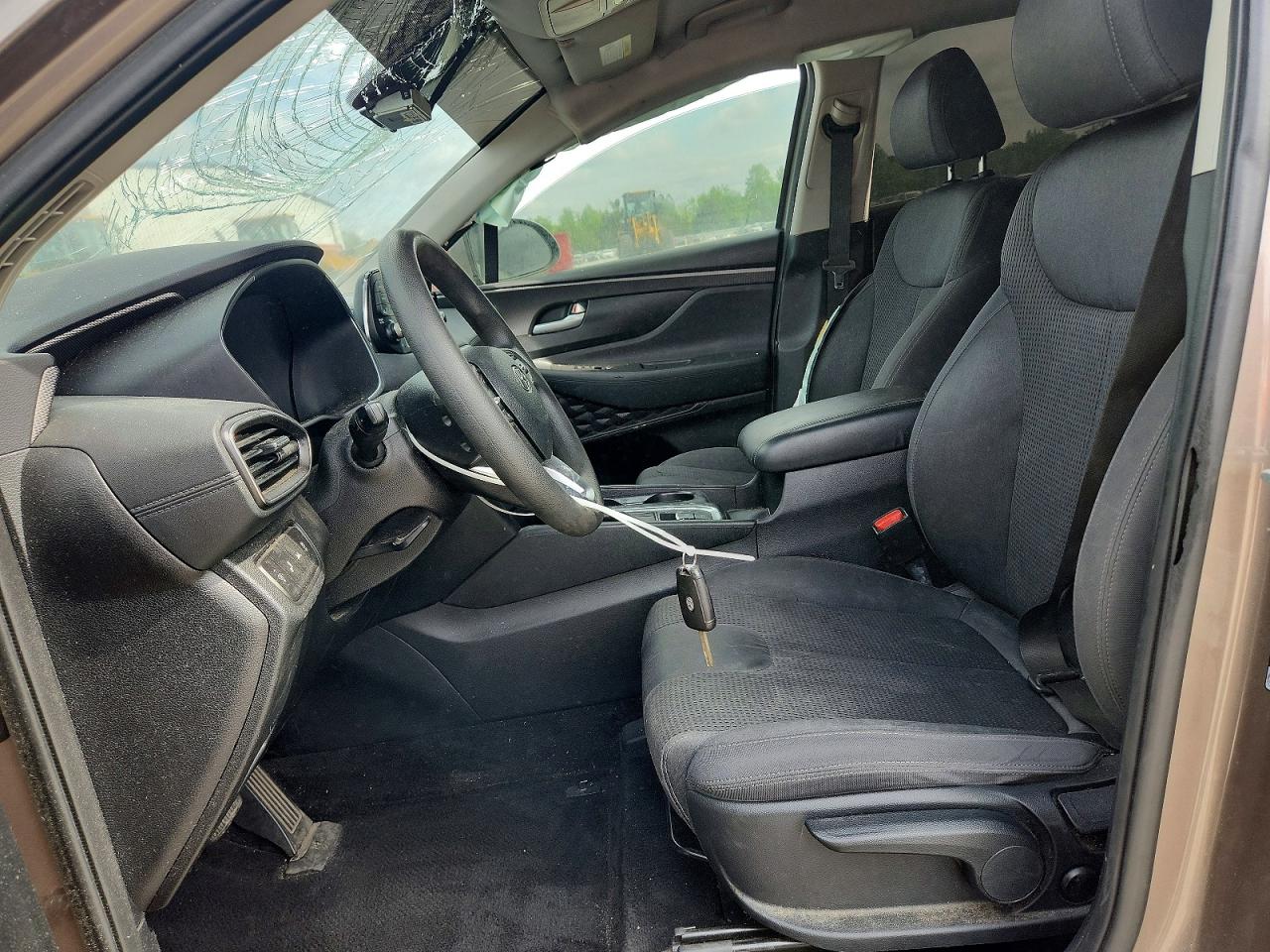 2019 HYUNDAI SANTA FE SE 2.4L photo 13