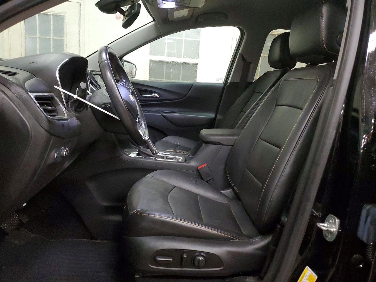 2020 CHEVROLET EQUINOX LT photo 19