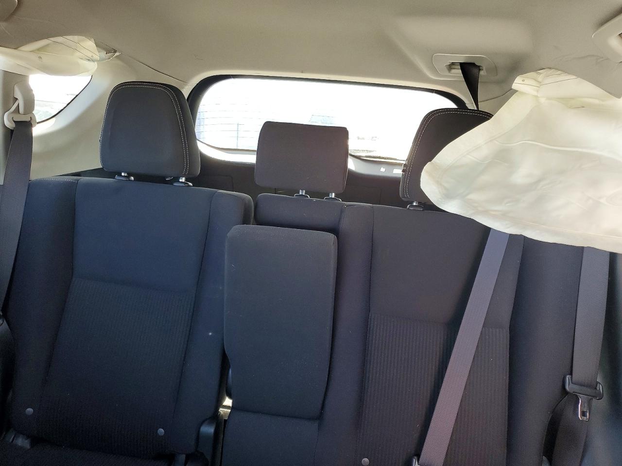 2014 TOYOTA RAV4 XLE photo 19