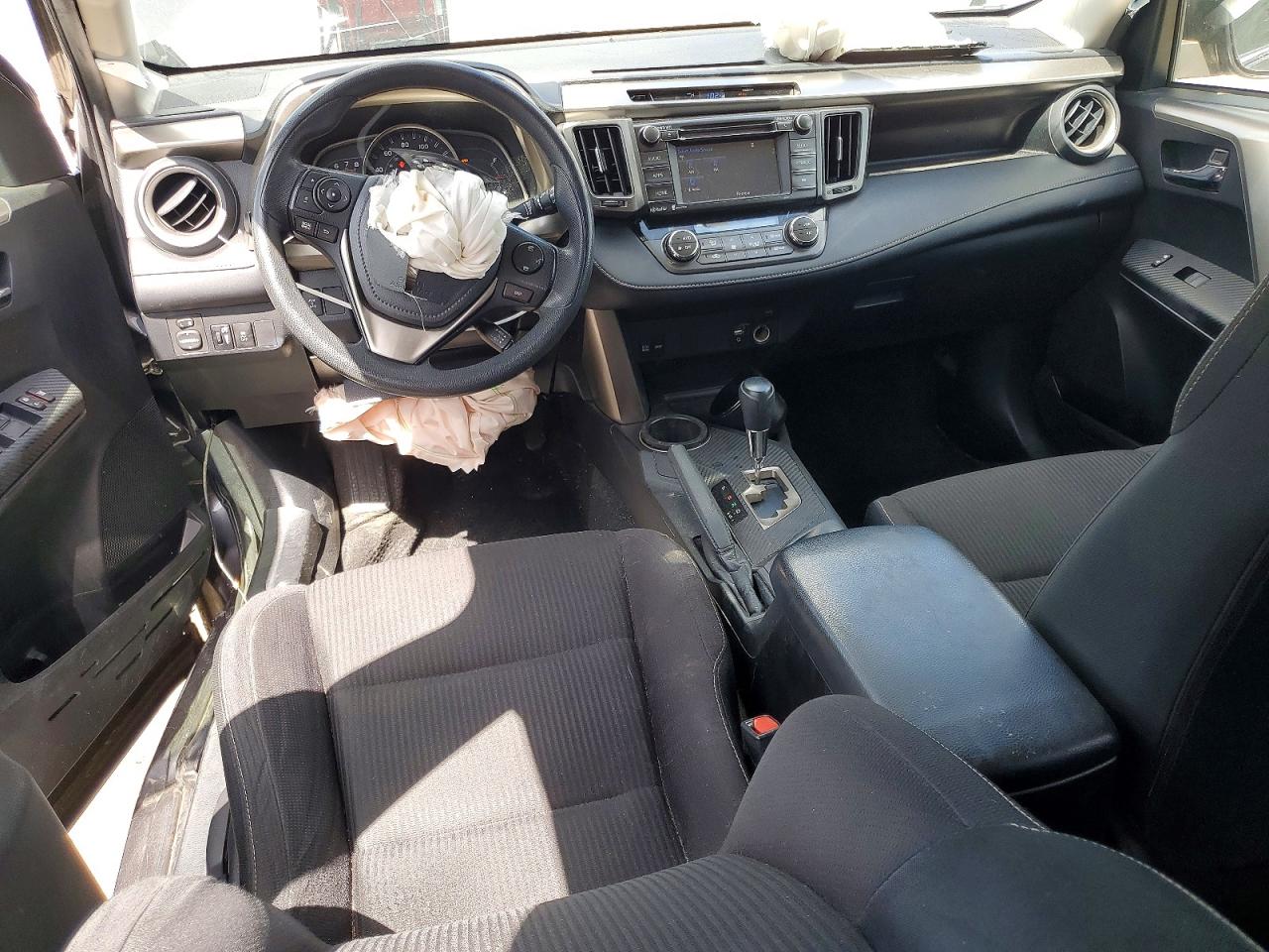 2014 TOYOTA RAV4 XLE photo 15