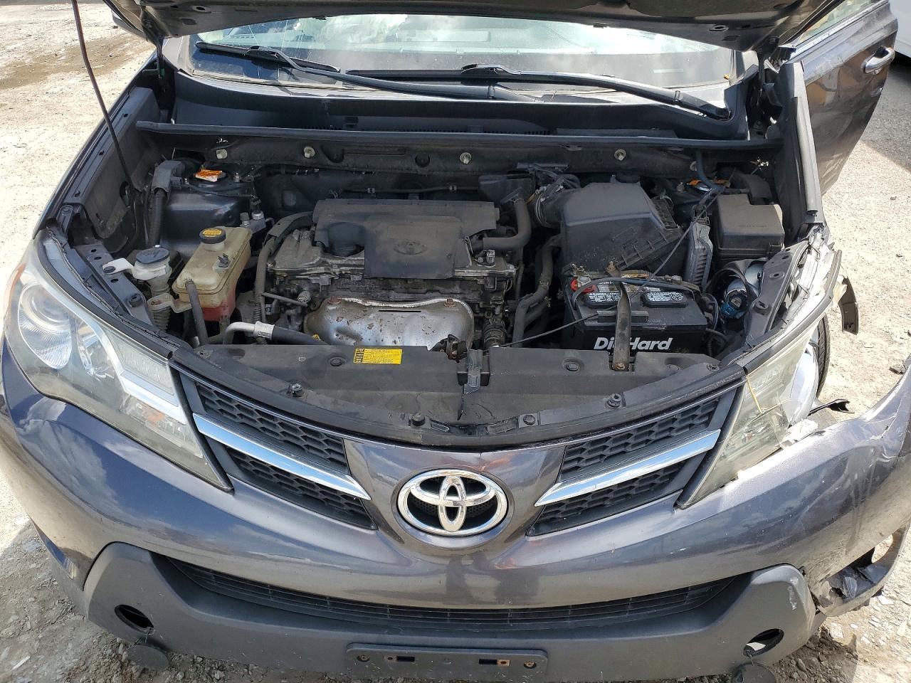 2014 TOYOTA RAV4 XLE photo 23