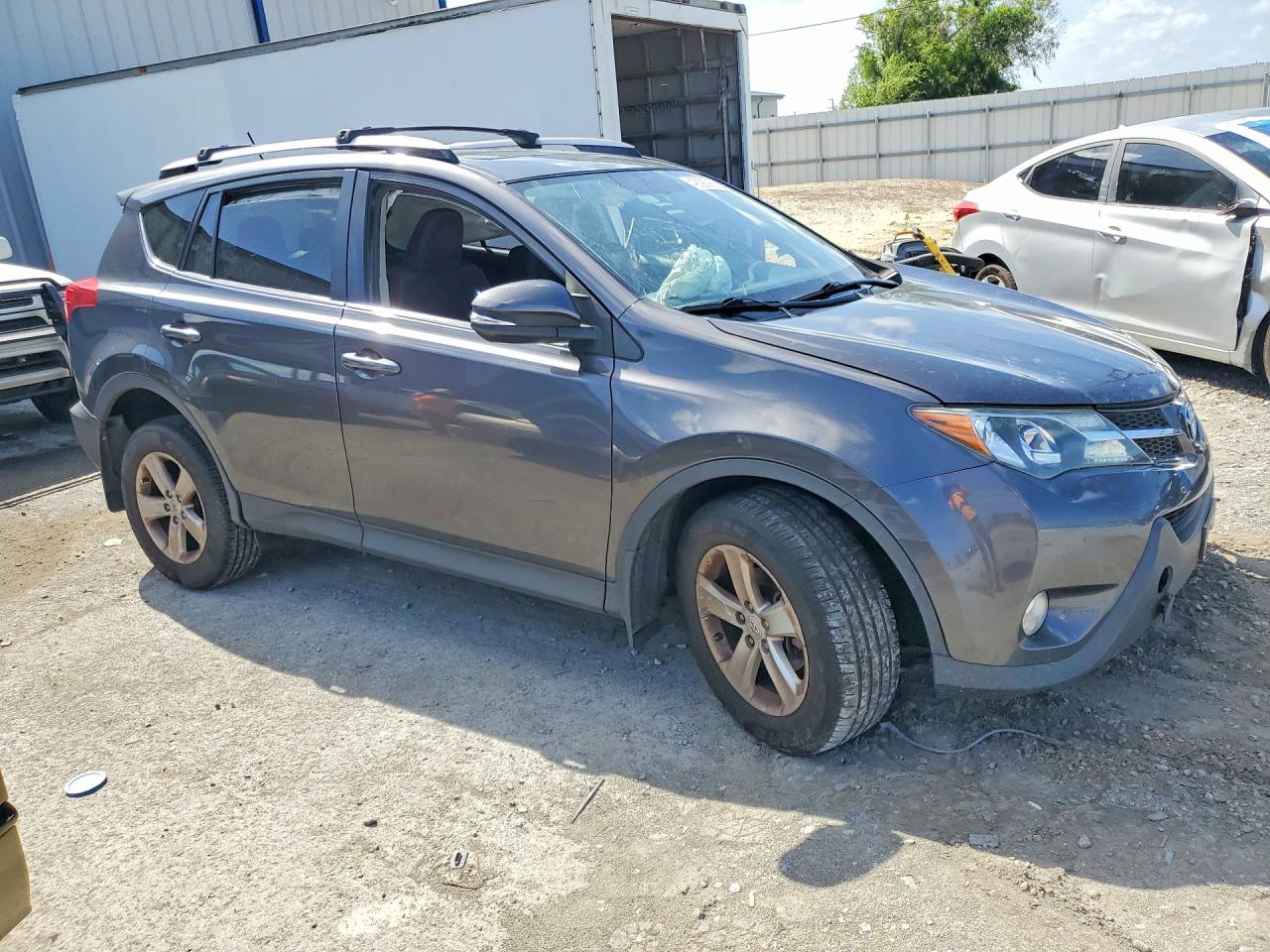 2014 TOYOTA RAV4 XLE photo 7
