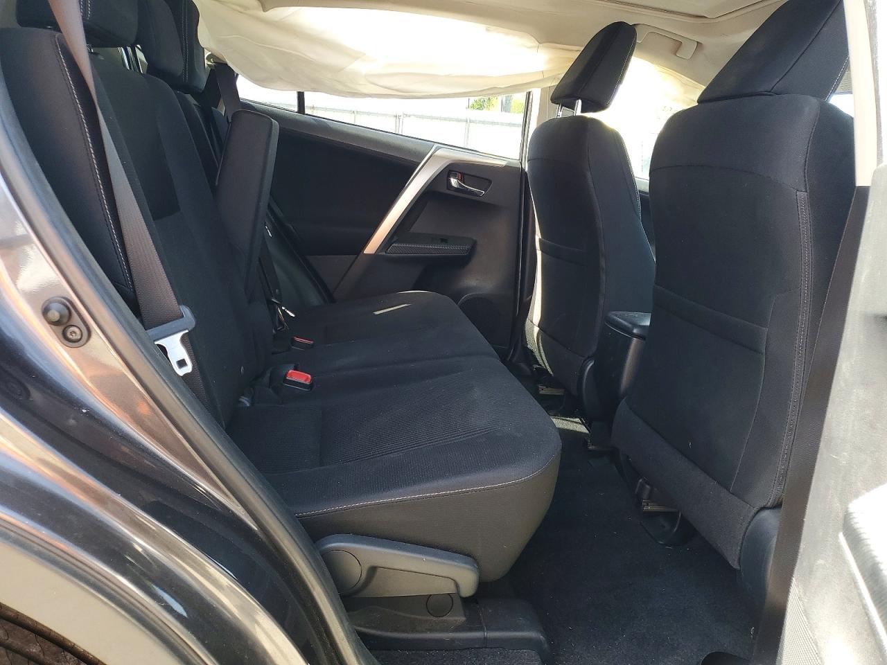 2014 TOYOTA RAV4 XLE photo 21