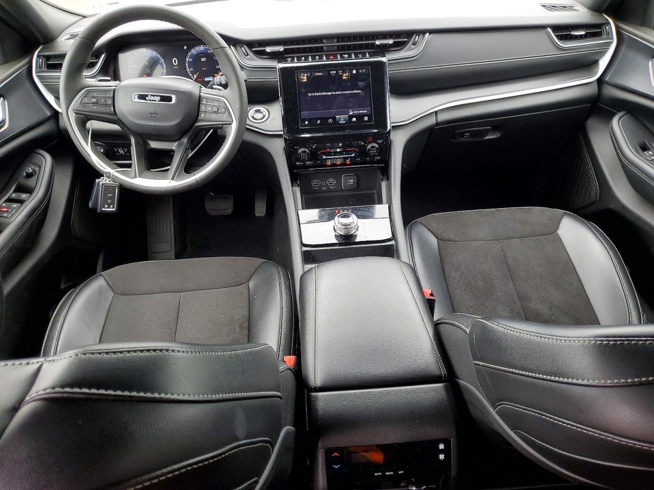 2024 JEEP GRAND CHEROKEE L LAREDO photo 15